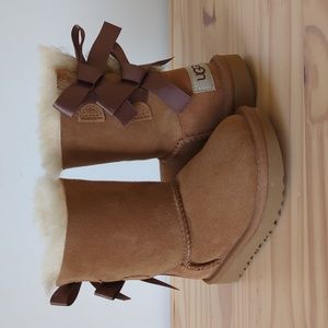 NWOT Ugg Bailey Bow II Boot - Toddler